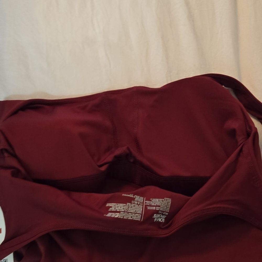 Women's Burgundy Tank Top - Picture 4 of 5